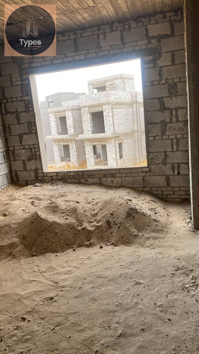 Twin house for sale, 262 square meters, in Lake West 3 compound, next to New Zayed and Karma Gates compound. - Ansicht 5