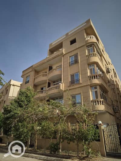2 Bedroom Flat for Sale in Shorouk City, Cairo - عماره 35. jpeg