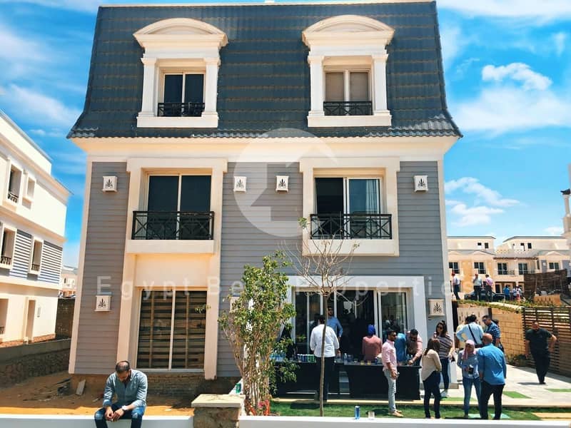 Luxury Townhouse For Sale In Mountain View-Very Very Prime Location-Open View-Small Dp Over 12 Years – pohled 2
