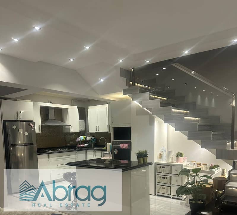 Finished luxurious Penthouse for sale in Zayed Duenes Compound - Widok 5
