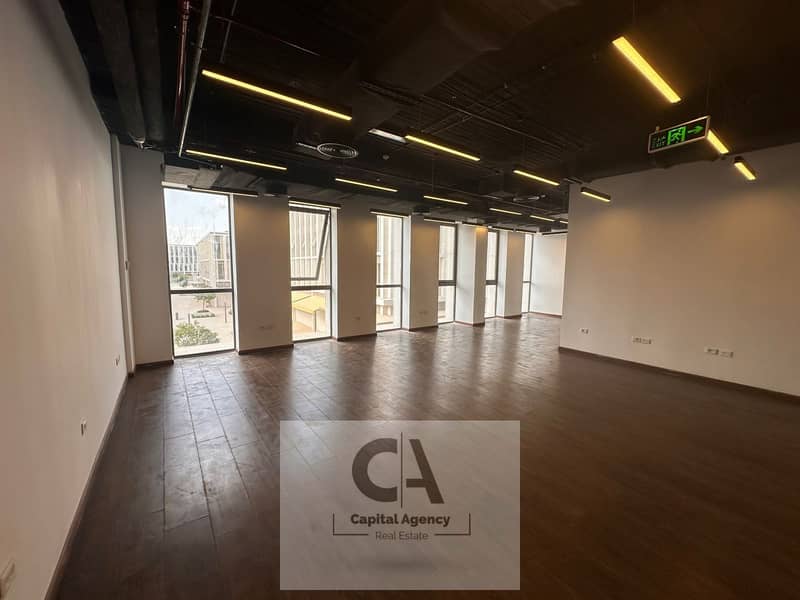 Fully finished office for rent, 127 sq m, in Mivida The Place, surrounded by major companies - Fifth Settlement – pohled 4