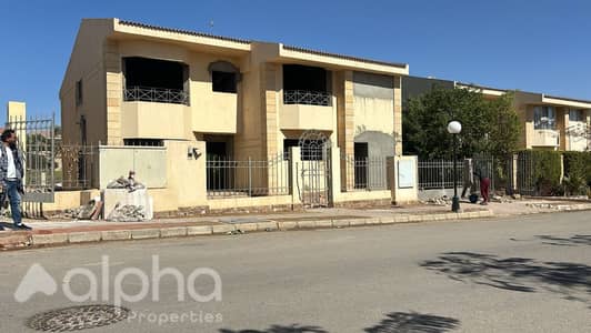 فیلا 5 غرف نوم للبيع في الشيخ زايد، الجيزة - WhatsApp Image 2026-02-18 at 2.32. 36 PM. jpeg فیلا 5 غرف نوم للبيع في الشيخ زايد، الجيزة - WhatsApp Image 2026-02-18 at 2.32. 36 PM. jpeg