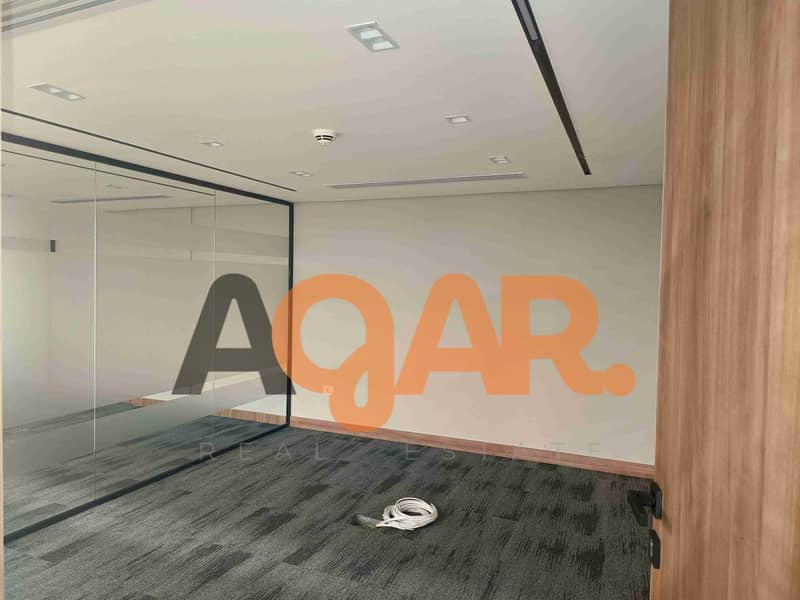 Administrative headquarters with an area of 500m in a modern administrative mall - Ansicht 4