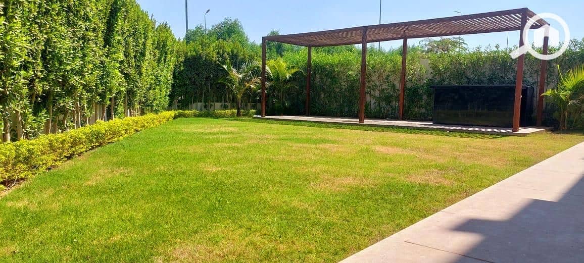 Luxury Villa for Rent – High-End Finishing, Kitchen & ACs, Internal Elevator in Oriana, Cairo Festival City, New Cairo - Widok 4