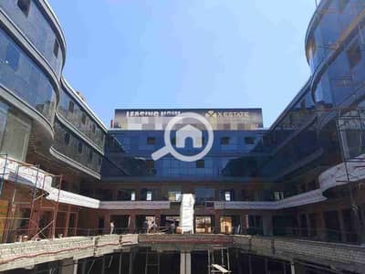 Retail for Sale in New Cairo, Cairo - 15295. jpg