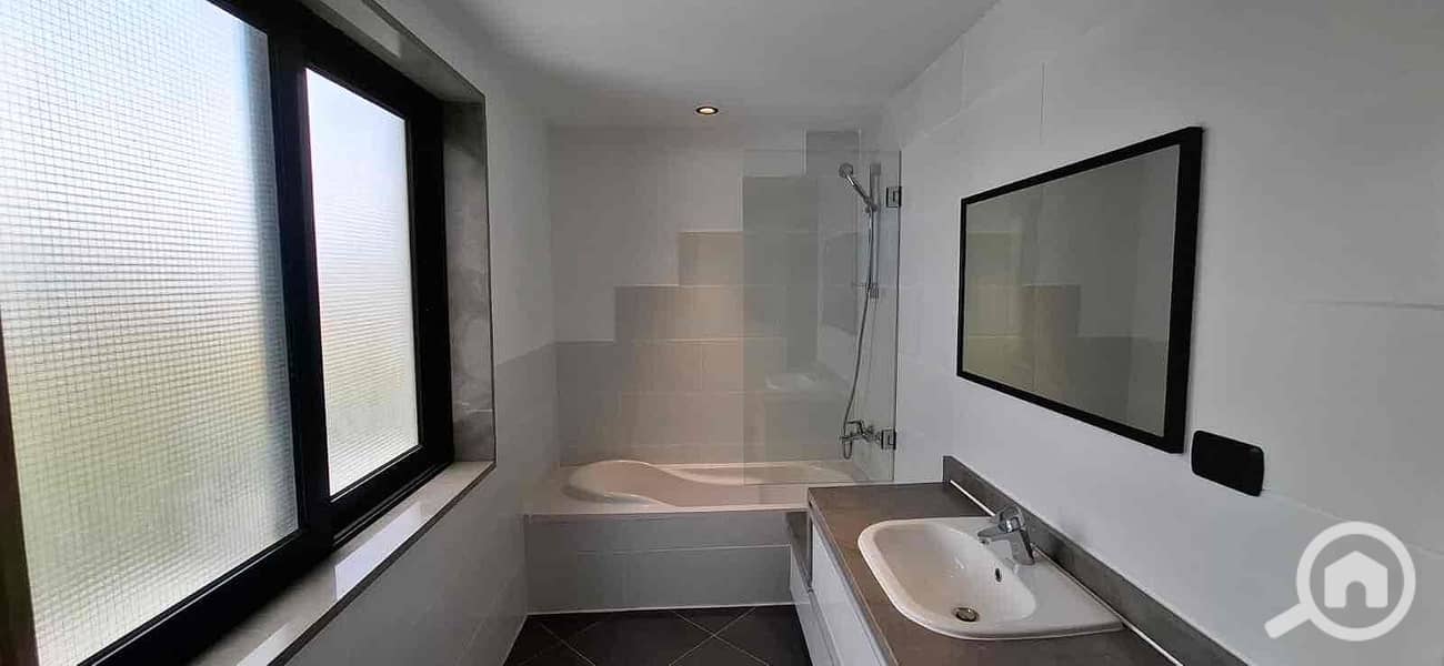 Ultra modern fully furnished Apartment in waterway - Widok 5