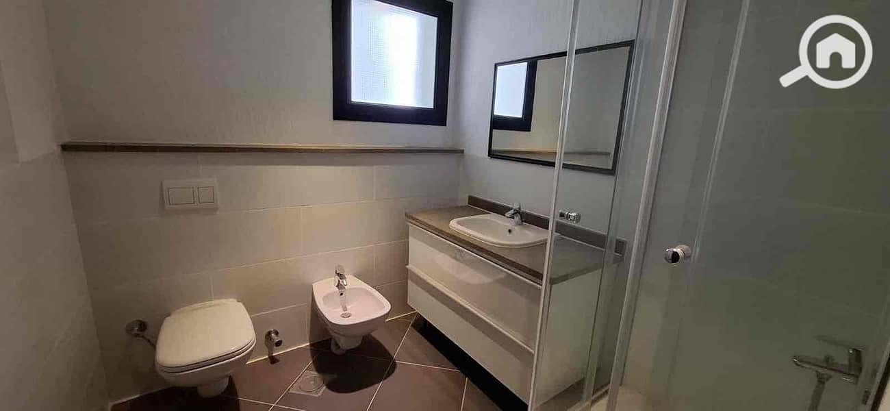 Ultra modern fully furnished Apartment in waterway - Więcej