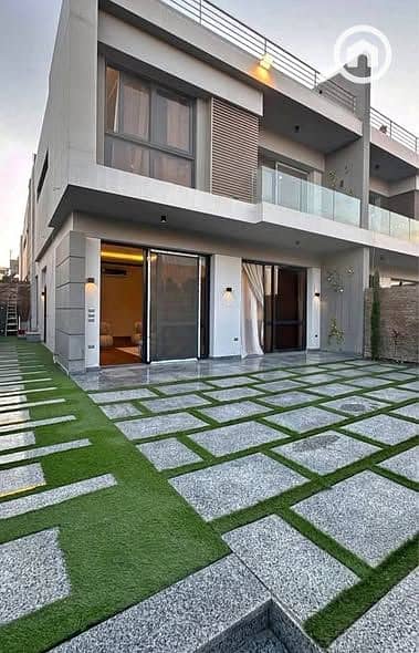 For quick sale Villa ready for immediate move-in, ultra super lux finishing in La Vista City compound – pohled 5