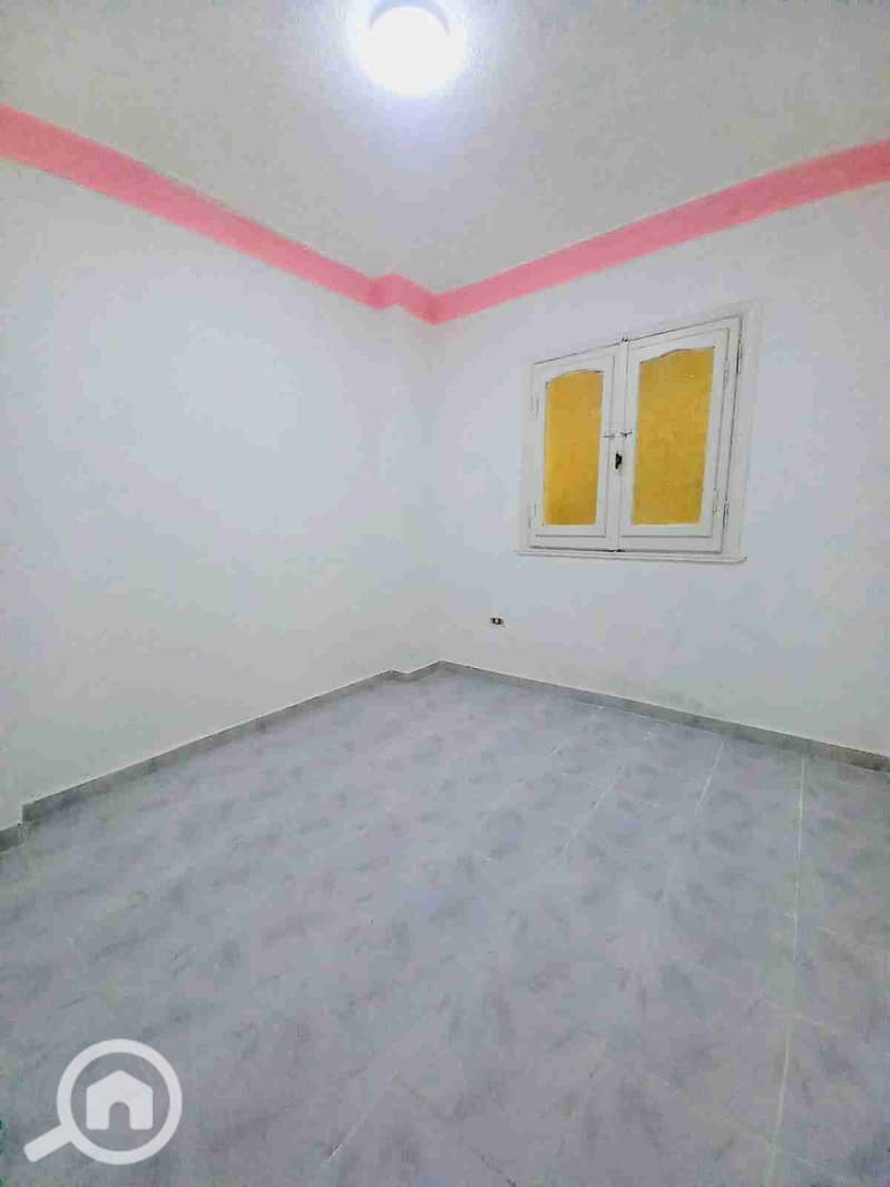 8 1000527070. jpg