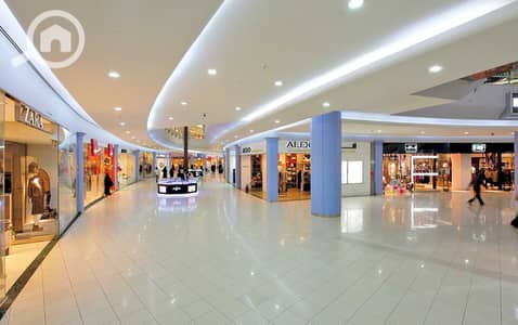 Retail for Sale in New Cairo, Cairo - مول. jpg
