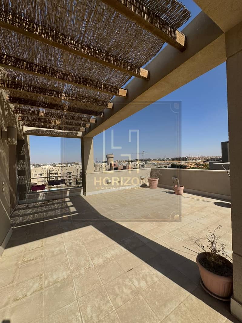 furnished penthouse 4rooms rent Village Gate Palm Hills New Cairo - Widok 5