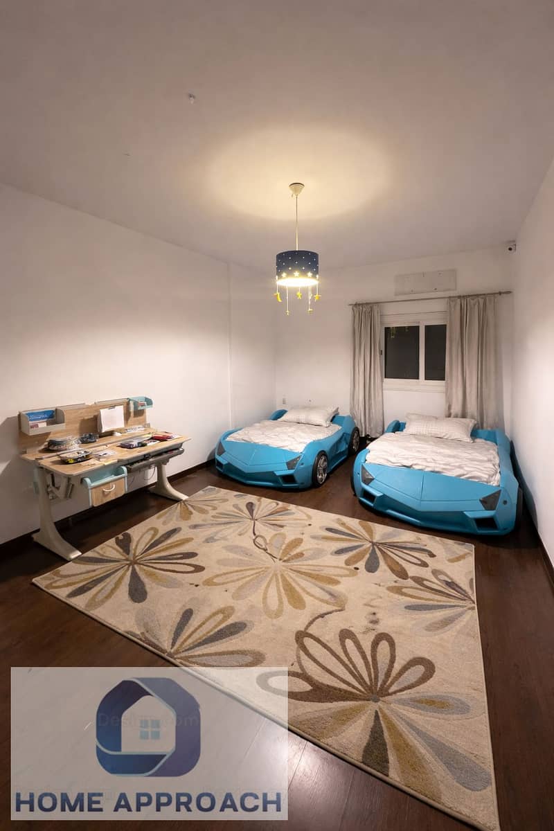 Luxurious 190 sqm 3BR apartment, 2nd floor in First District, 5th Settlement — high super-luxe finish, Carrara marble, 2 terraces, land & garage share, owner sale, cash, immediate handover – pohled 4