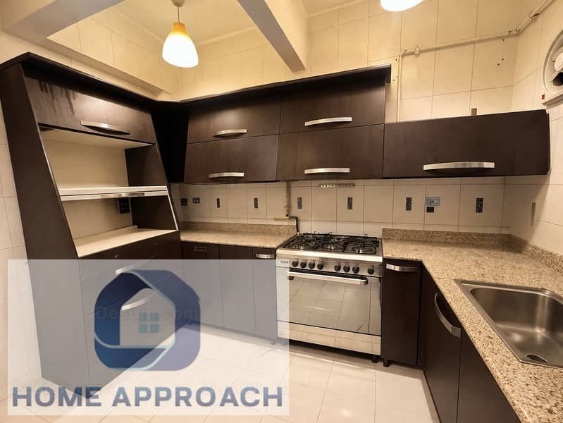 Luxurious 190 sqm 3BR apartment, 2nd floor in First District, 5th Settlement — high super-luxe finish, Carrara marble, 2 terraces, land & garage share, owner sale, cash, immediate handover – pohled 5