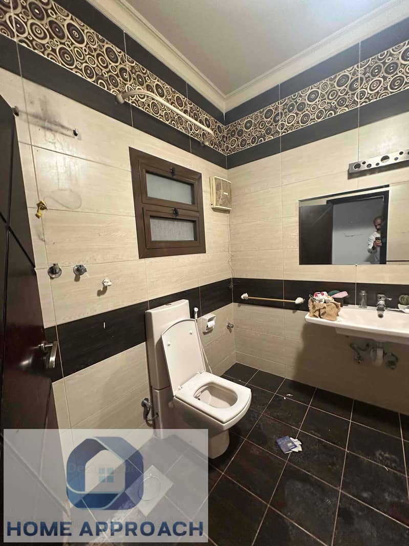 Luxurious 190 sqm 3BR apartment, 2nd floor in First District, 5th Settlement — high super-luxe finish, Carrara marble, 2 terraces, land & garage share, owner sale, cash, immediate handover – další
