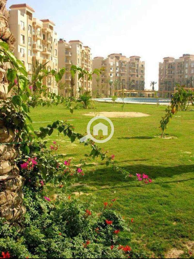 150 m apartment with a swimming pool view in Palm View Compound, October Gardens - Ansicht 4