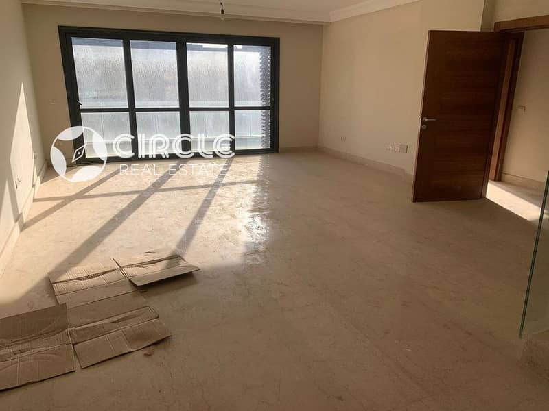 Overlooking Main Pool 196m Penthouse With Kitchen & ACs For Rent In El Patio 7 5th Settlement New Cairo Near AUC - Widok 4