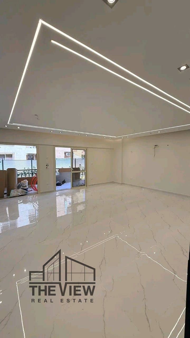 Ground Floor with Garden Prime Location Ultra Finish - Vista 4