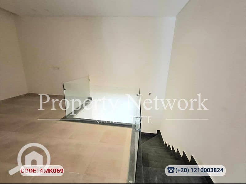 7 AMK069 (6). png