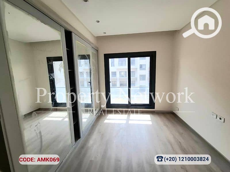 14 AMK069 (14). png