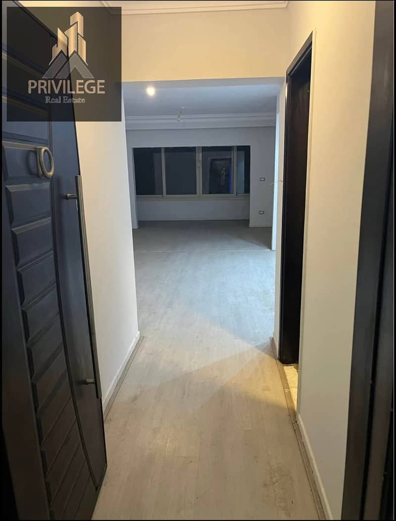 180 m² apartment for administrative rent, ultra super luxury with air conditioning, first floor, front view, very special price - Ansicht 3