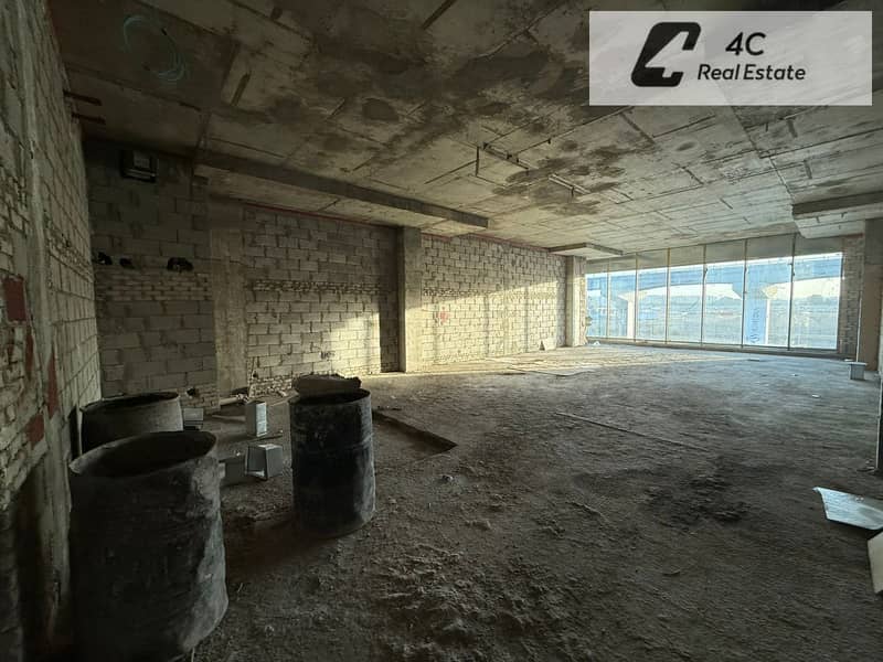 Prime office for rent in Golden Gate Redcon, South 90 Street, opposite The American University in Cairo - Ansicht 4