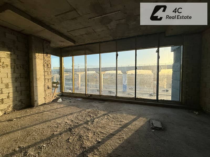 Prime office for rent in Golden Gate Redcon, South 90 Street, opposite The American University in Cairo - Ansicht 5