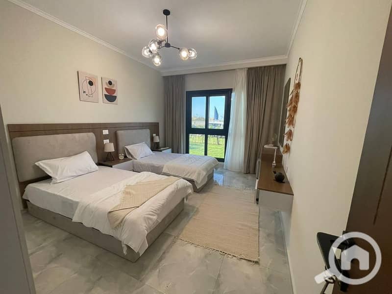 A finished & furnished chalet for sale prime location in Sidi Abdelrahman front of marassi - Ansicht 3
