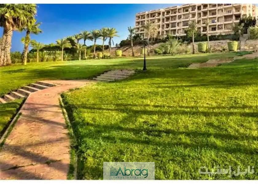 Apartment for rent inside Zayed 2000 compound with air conditioning and kitchen, featuring a great view. - Ansicht 3