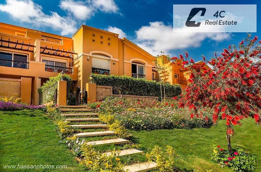 Townhouse for sale 245 sqm resale lowest price in the market 3 bedrooms prime location ready for viewing immediate delivery in Dyar Park New Cairo - Widok 2