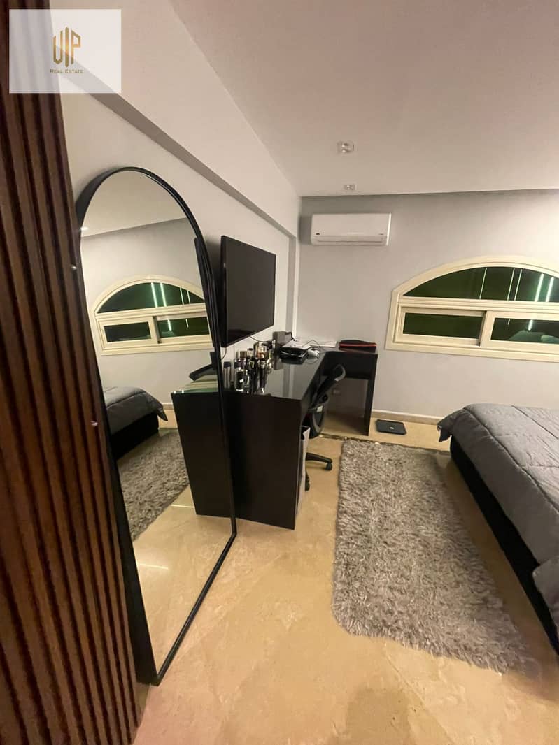A complete villa on a spacious area in the finest areas of Al-Shuwayfat in the Fifth Settlement, near Gamal Abdel Nasser. - Ansicht 3