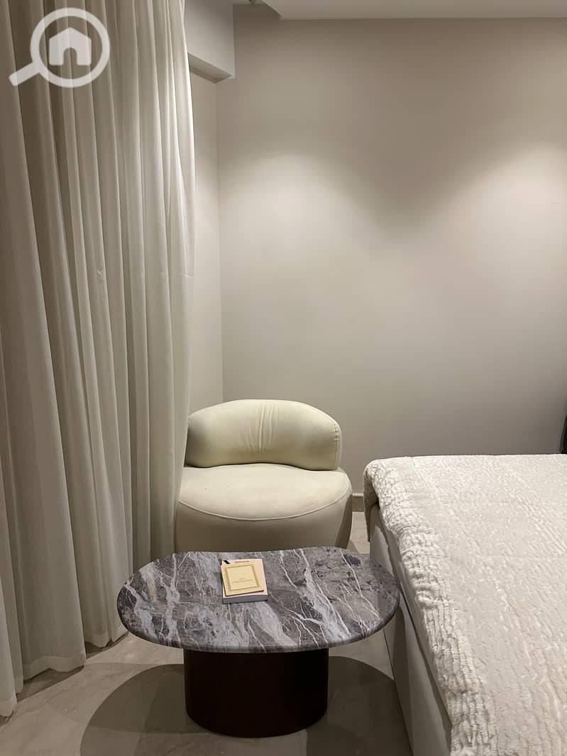 Luxury studio for rent in Sheikh Zayed – Z West 10th floor with a premium view Fully furnished (hotel-style) – brand new Private parking – fully serv - Widok 5