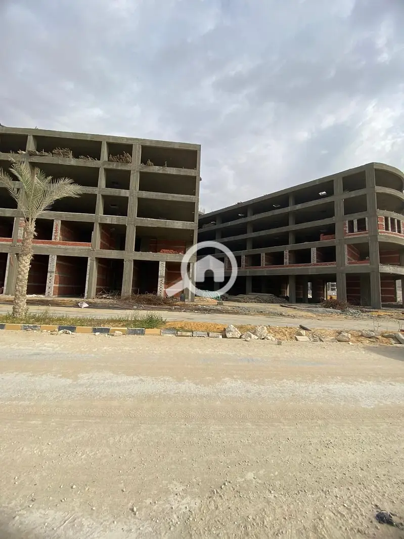 Clinic for sale in a commercial mall in the heart of Zahraa El Maadi, next to Wadi Degla Club, 55 meters with a 20% down payment and installment plans up to 5 years - View 4
