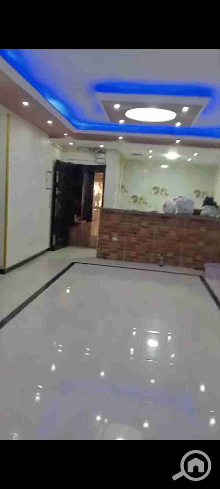 Ground floor apartment for rent with a garden entrance from the building in the Pyramids Gardens. - Widok 3