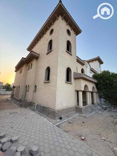 5 Bedroom Villa for Sale in New Cairo, Cairo - 0b973ae6-5f04-4469-b5c5-cb4490c6fc63. jpg