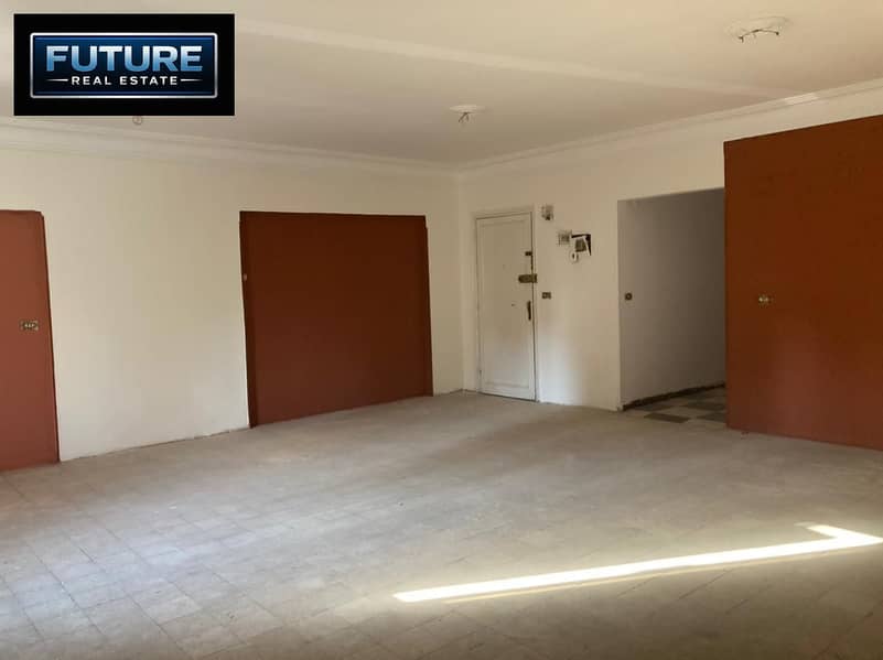 A 180 m apartment on 9th Street in Al-Maadi Gardens near Hassanain Desouky Street and Al-Maadi Gardens Metro Station – pohled 2