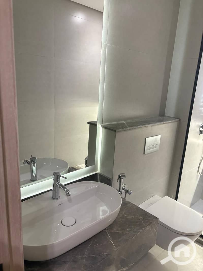 District 5 compound | Luxurious | Fully furnished - Bild 6