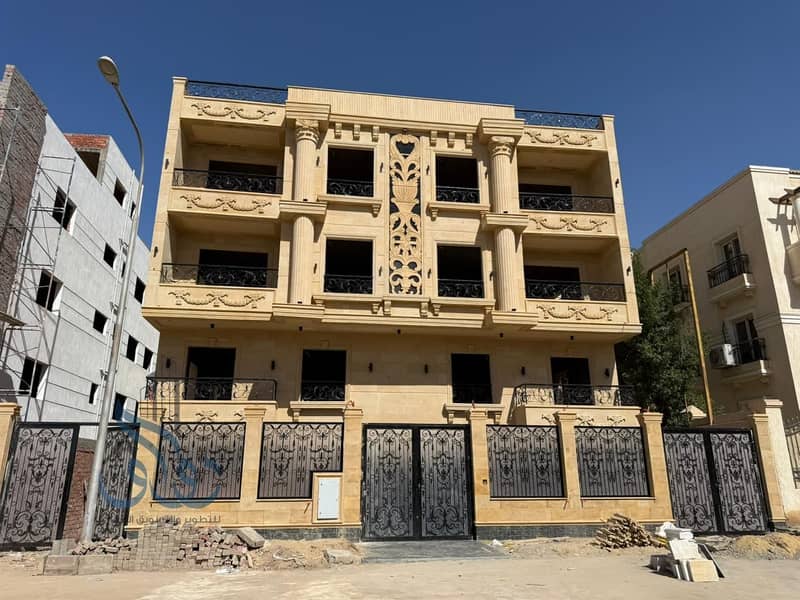 Duplex with garden for sale in the most prestigious and quiet area of 6th of October City, in West Somed, near Mall of Arabia and Mall of Egypt. - Widok 4