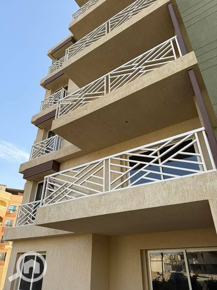 garden apartment ready to move for sale at green 6 by mabany edris northern expansions - Więcej