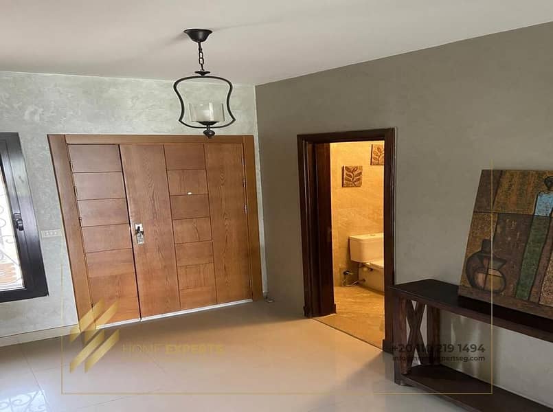 Furnished Townhouse for rent in Hyde Park - Więcej