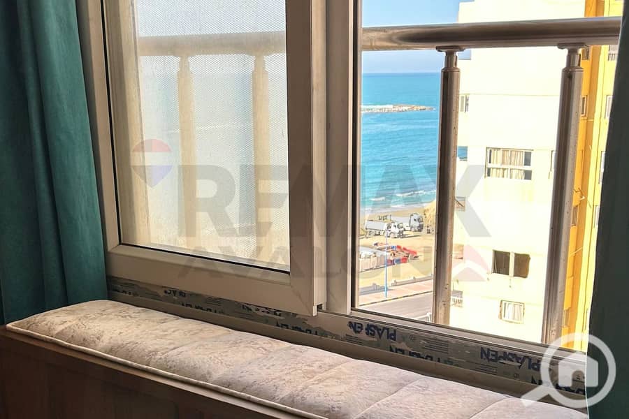 Apartment for sale 155 m Sidi Bishr (directly on the beach) - Pogled 6