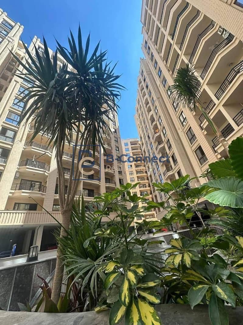- Apartment for sale 199m in the Valorii Compound in Antonyades - Open views overlooking the water company - Widok 3
