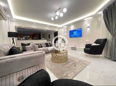 3 Bedroom Flat for Rent in Sheikh Zayed, Giza - IMG_2618. jpg 3 Bedroom Flat for Rent in Sheikh Zayed, Giza - IMG_2618. jpg