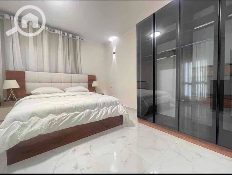 Furnished apartment for daily or monthly rent in Sheikh Zayed, very prominent location in Beverly Hills compound. - Widok 4