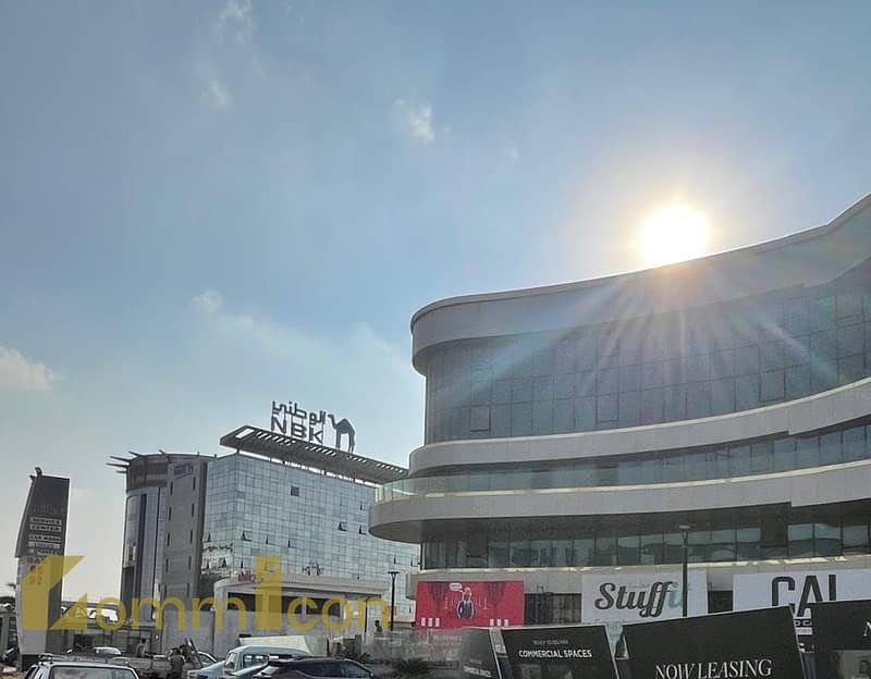 shop for rent in the Banks Complex – Fifth Settlement – pohled 4