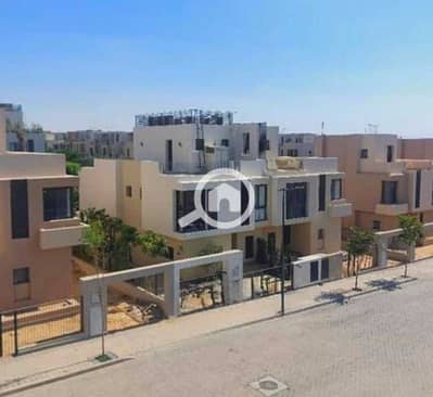توين هاوس 4 غرف نوم للبيع في هليوبوليس الجديدة، القاهرة - 68e1a2007461c601302395. jpeg