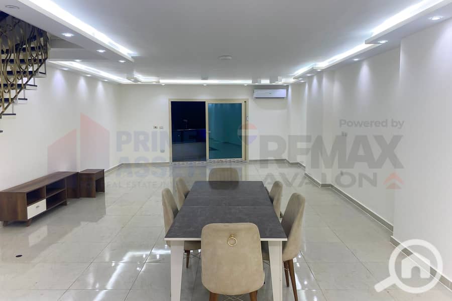 2 2. jpg