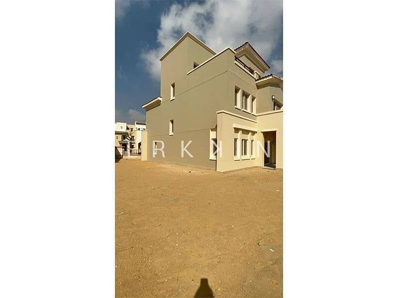 VILLA FURNISHED LUXURY FINISH FOR RENT IN CELESTA 305 SQM IN UPTOWN CAIRO MOKATTAM - Ansicht 6
