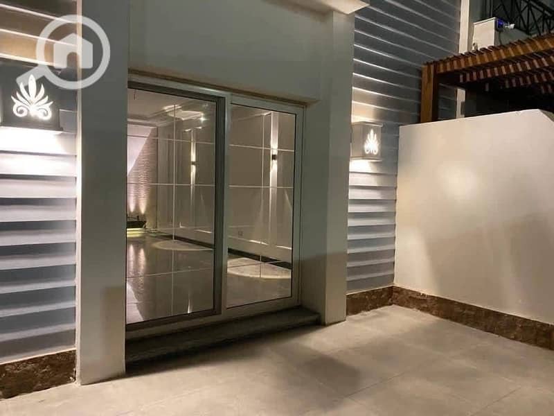 prime view town house fully finished for sale in Mountain View chill out park - Widok 3