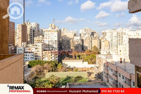 فلیٹ 3 غرف نوم للبيع في سابا باشا، الإسكندرية - 1. jpg