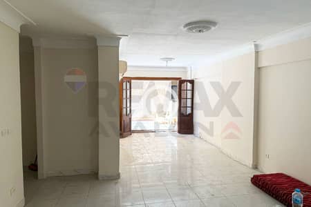 فلیٹ 2 غرفة نوم للبيع في سموحة، الإسكندرية - 1. jpg